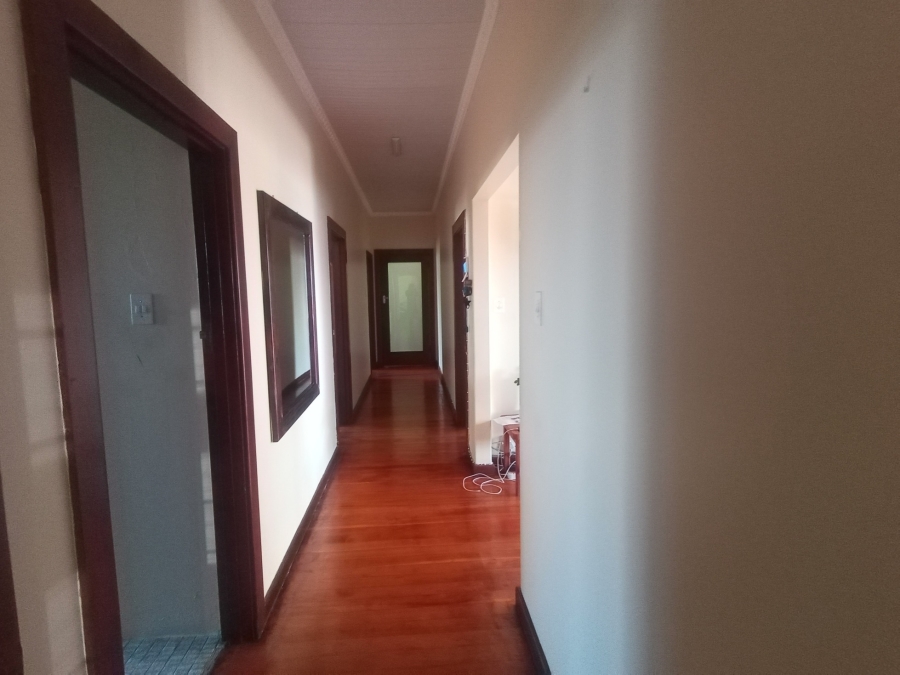5 Bedroom Property for Sale in Baysville Eastern Cape